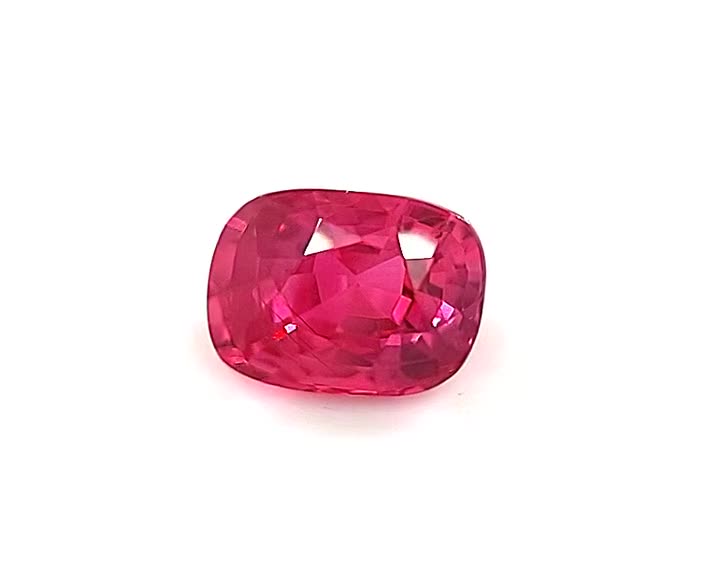 Does this Ruby gemstone have fluorescence and what certifications it has?